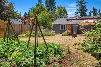 23107 52nd Avenue W, Mountlake Terrace, WA 98043 - Photo 23