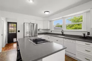 16427 109th Ave SE, Renton, WA 98055 - Photo 11