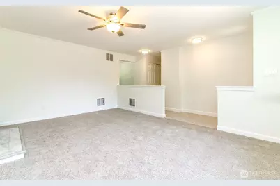 12416 SE 201st Place, Kent, WA 98031 - Photo 9