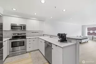 1417 Queen Anne Ave N, Seattle, WA 98109 - Photo 5