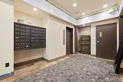 1417 Queen Anne Avenue N #303, Seattle, WA 98109 - Photo 25