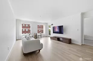 1417 Queen Anne Ave N, Seattle, WA 98109 - Photo 11