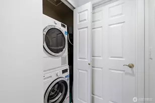 1417 Queen Anne Ave N, Seattle, WA 98109 - Photo 21