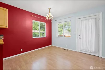 1421 N 32nd Street, Renton, WA 98056 - Photo 9