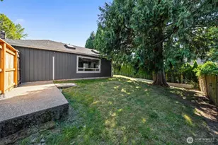 1421 N 32nd St, Renton, WA 98056 - Photo 3