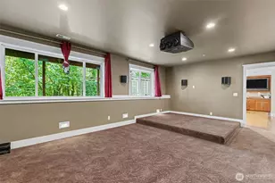 13128 SE Newport Way, Bellevue, WA 98006 - Photo 31