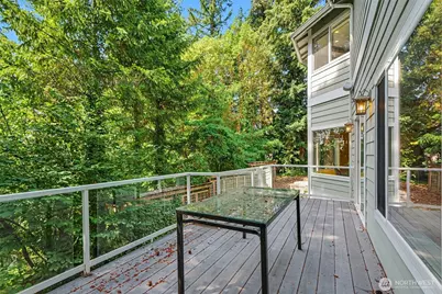 13128 SE Newport Way, Bellevue, WA 98006 - Photo 37