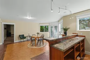 13128 SE Newport Way, Bellevue, WA 98006 - Photo 27