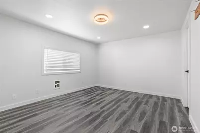 31108 3rd Avenue #327, Black Diamond, WA 98010 - Photo 17