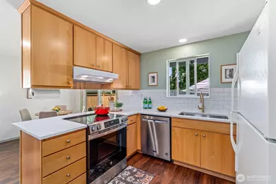 4303 225th Street SW, Mountlake Terrace, WA 98043 - Photo 7