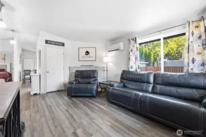 209 16th St SW, Puyallup, WA 98371 - Photo 5