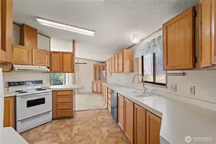 812 68th Ave E, Fife, WA 98424 - Photo 23