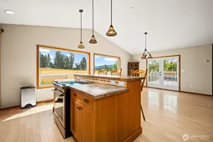 8511 E Hamilton Rd, Chattaroy, WA 99003 - Photo 23