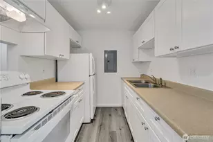 210 E 36th St, Tacoma, WA 98404 - Photo 11