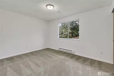210 E 36th Street #B, Tacoma, WA 98404 - Photo 17