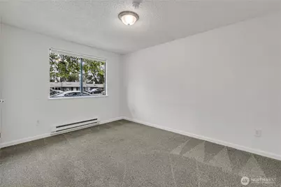 210 E 36th Street #B, Tacoma, WA 98404 - Photo 13