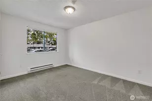 210 E 36th St, Tacoma, WA 98404 - Photo 13