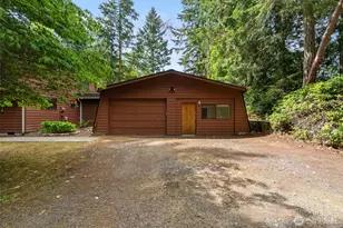 2723 NE Heron Pond Ln, Poulsbo, WA 98370 - Photo 33