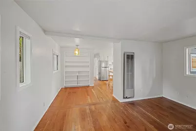 10255 41st Avenue SW, Seattle, WA 98146 - Photo 7