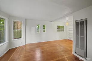 10255 41st Ave SW, Seattle, WA 98146 - Photo 5