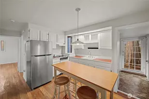 10255 41st Ave SW, Seattle, WA 98146 - Photo 9