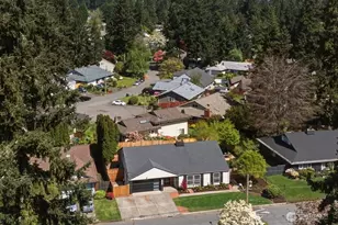 16432 NE 18th St, Bellevue, WA 98008 - Photo 37
