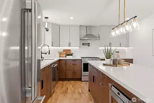16432 NE 18th St, Bellevue, WA 98008 - Photo 9