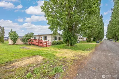 380 E Pole Road #20, Lynden, WA 98264 - Photo 37