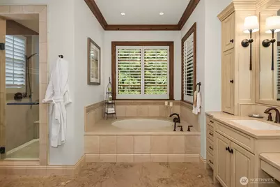 2045 250th Place NE, Sammamish, WA 98074 - Photo 23