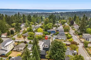 9215 12th Ave NE, Seattle, WA 98115 - Photo 37