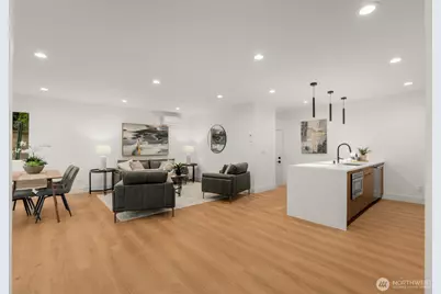 9215 12th Avenue NE, Seattle, WA 98115 - Photo 9
