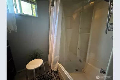 12026 59th Avenue S, Seattle, WA 98178 - Photo 11