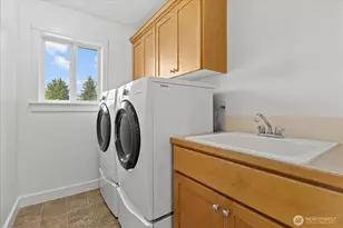 8628 NE 123rd Pl, Kirkland, WA 98034 - Photo 17