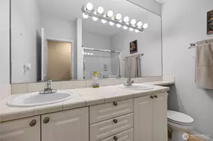 12712 Admiralty Way, Everett, WA 98204 - Photo 25
