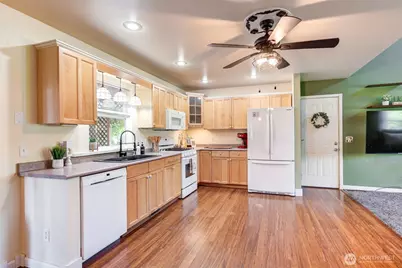 1106 N 8th Street, Mount Vernon, WA 98273 - Photo 11