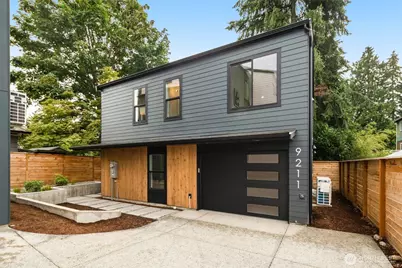 9211 12th Avenue NE, Seattle, WA 98115 - Photo 1
