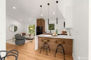 9211 12th Ave NE, Seattle, WA 98115 - Photo 9