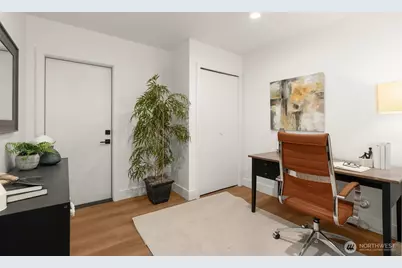 9211 12th Avenue NE, Seattle, WA 98115 - Photo 19