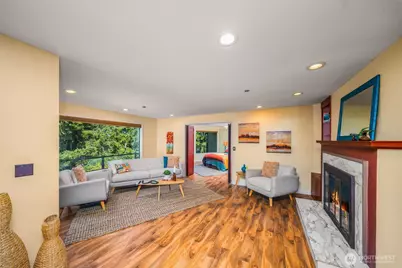 1406 Evergreen Park Lane SW, Olympia, WA 98502 - Photo 9