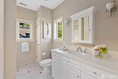 905 250th Avenue NE, Sammamish, WA 98074 - Photo 35