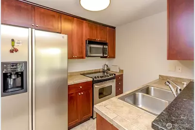 1835 S 286th Lane #R204, Federal Way, WA 98003 - Photo 9