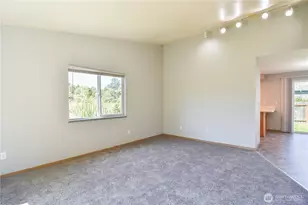 1414 128th Dr NE, Lake Stevens, WA 98258 - Photo 3