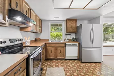 278 NE Mulberry Lane, Bremerton, WA 98311 - Photo 9