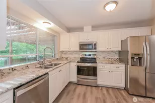 411 96th Ave SE, Lake Stevens, WA 98258 - Photo 7