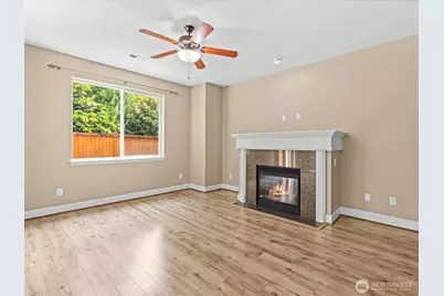 16282 2nd Pl S #2, Burien, WA 98148 - Photo 5