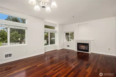 12440 NE 7th Place, Bellevue, WA 98005 - Photo 3