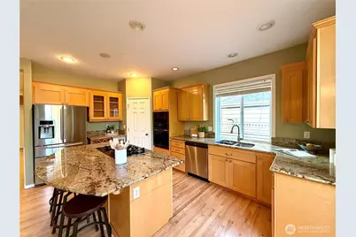 2698 230th Avenue SE, Sammamish, WA 98075 - Photo 11