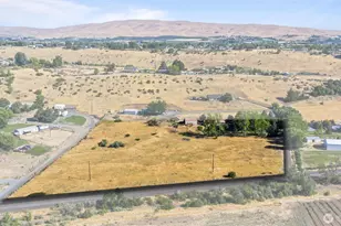 14753 Cottonwood Canyon Rd, Yakima, WA 98908 - Photo 1