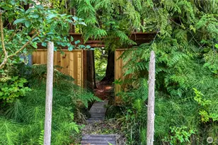 256 Windsor Dr, Point Roberts, WA 98281 - Photo 31