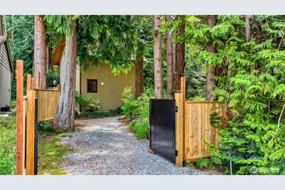 256 Windsor Drive, Point Roberts, WA 98281 - Photo 3